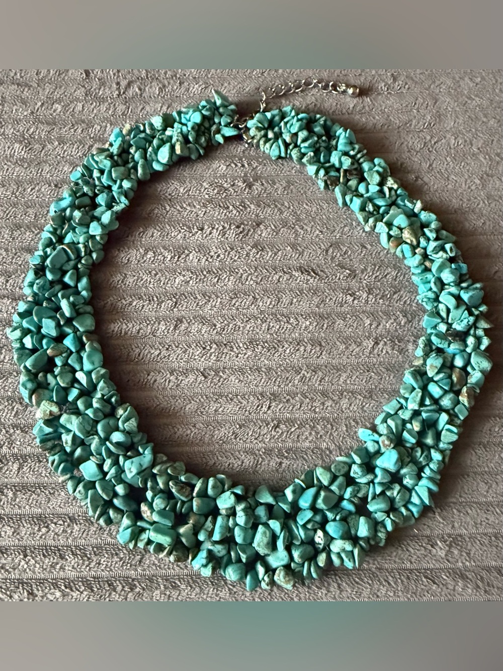Chunky Turquoise Gem Stone Chip Necklace Collar Bib Style Statement Solver Tone
